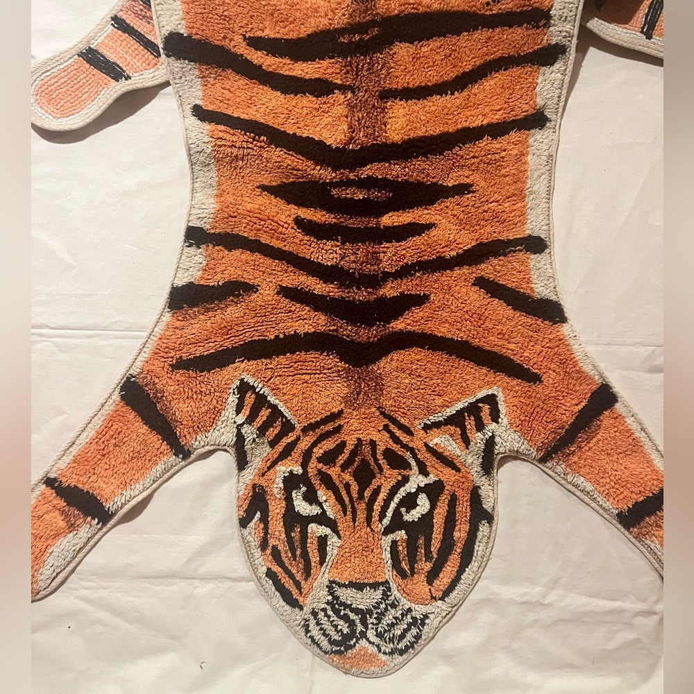 Tiger Face Shag Rug Accent - Bold Orange & Black